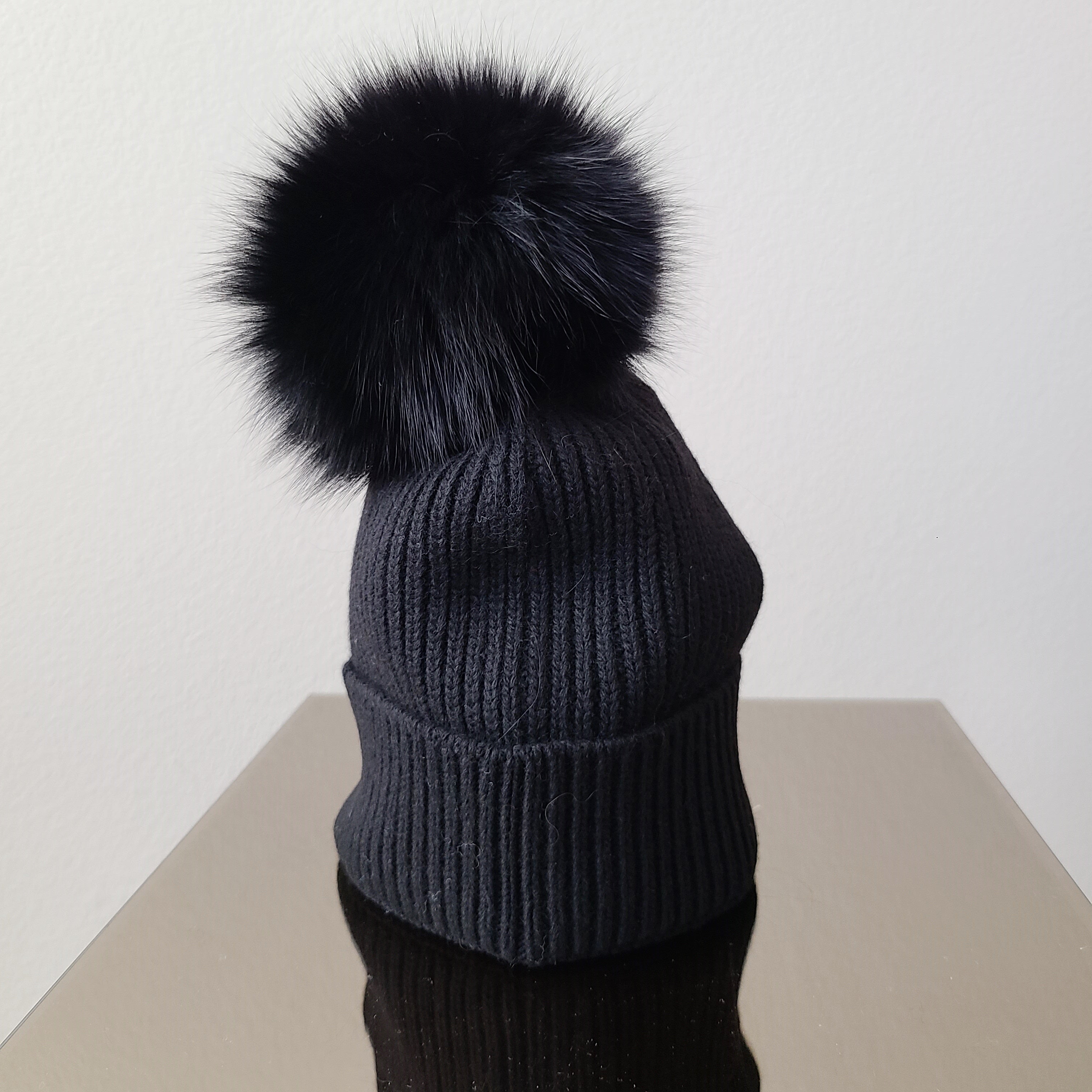Italy made classic Knit pom pom beanie hat