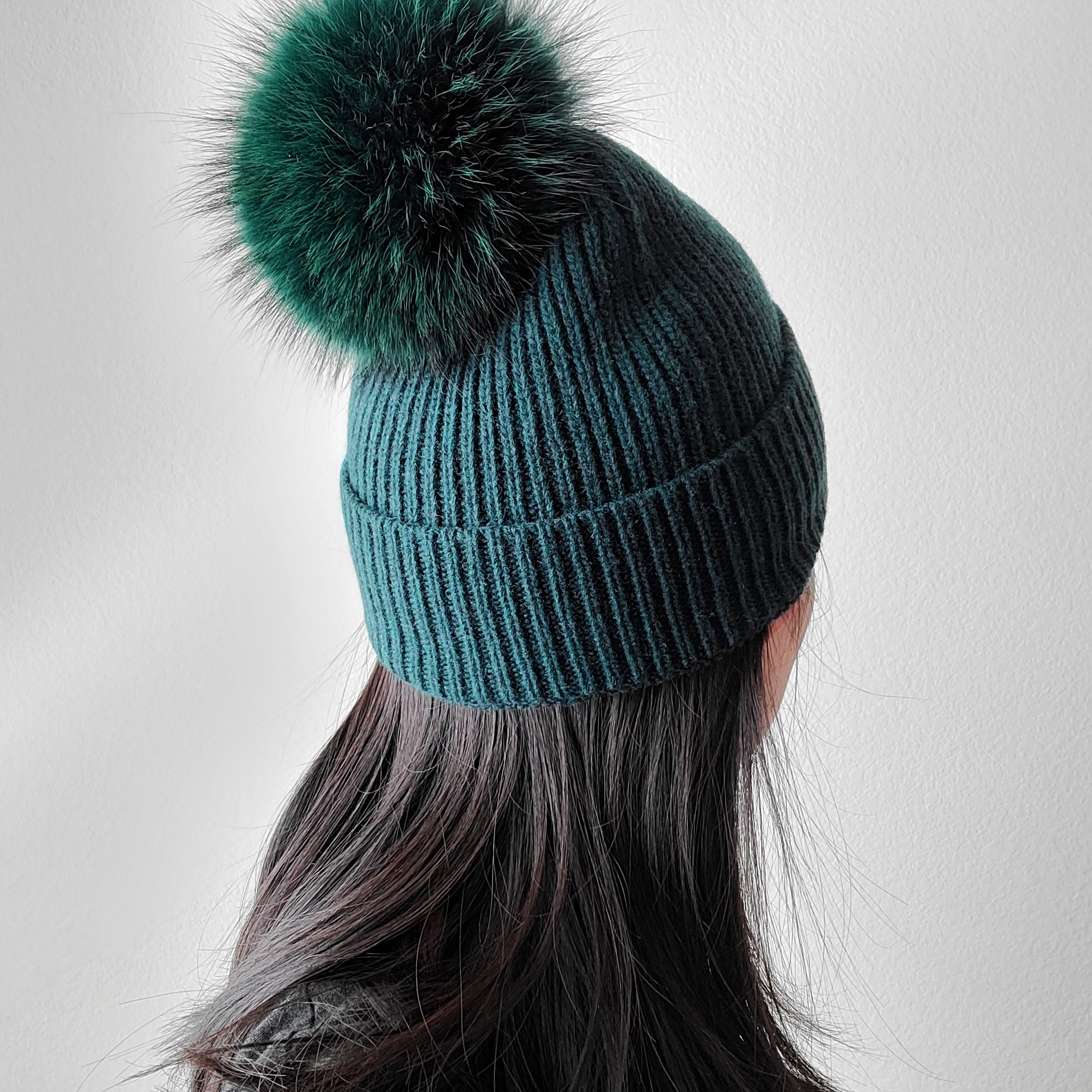 Italy made classic Knit pom pom beanie hat