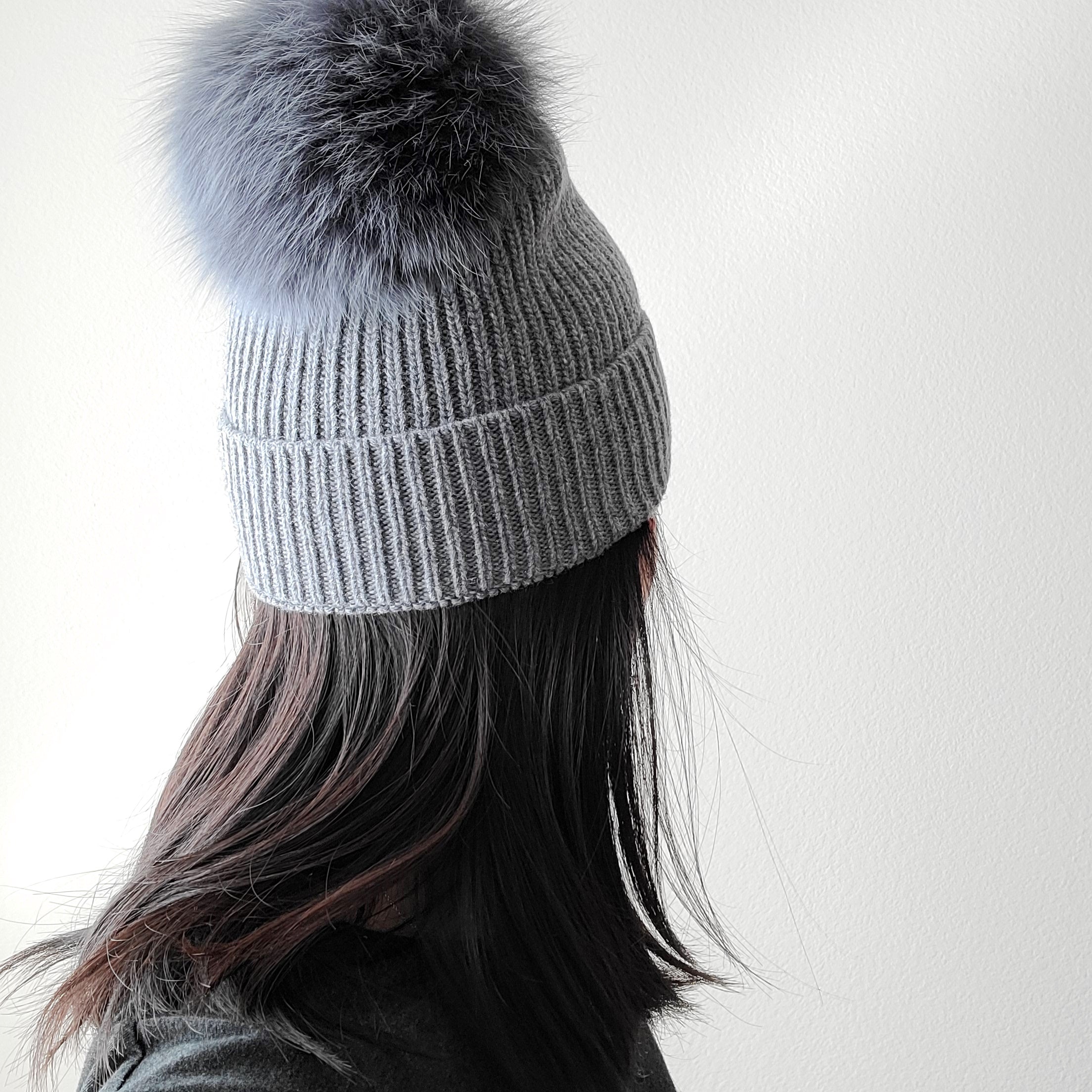 Italy made classic Knit pom pom beanie hat