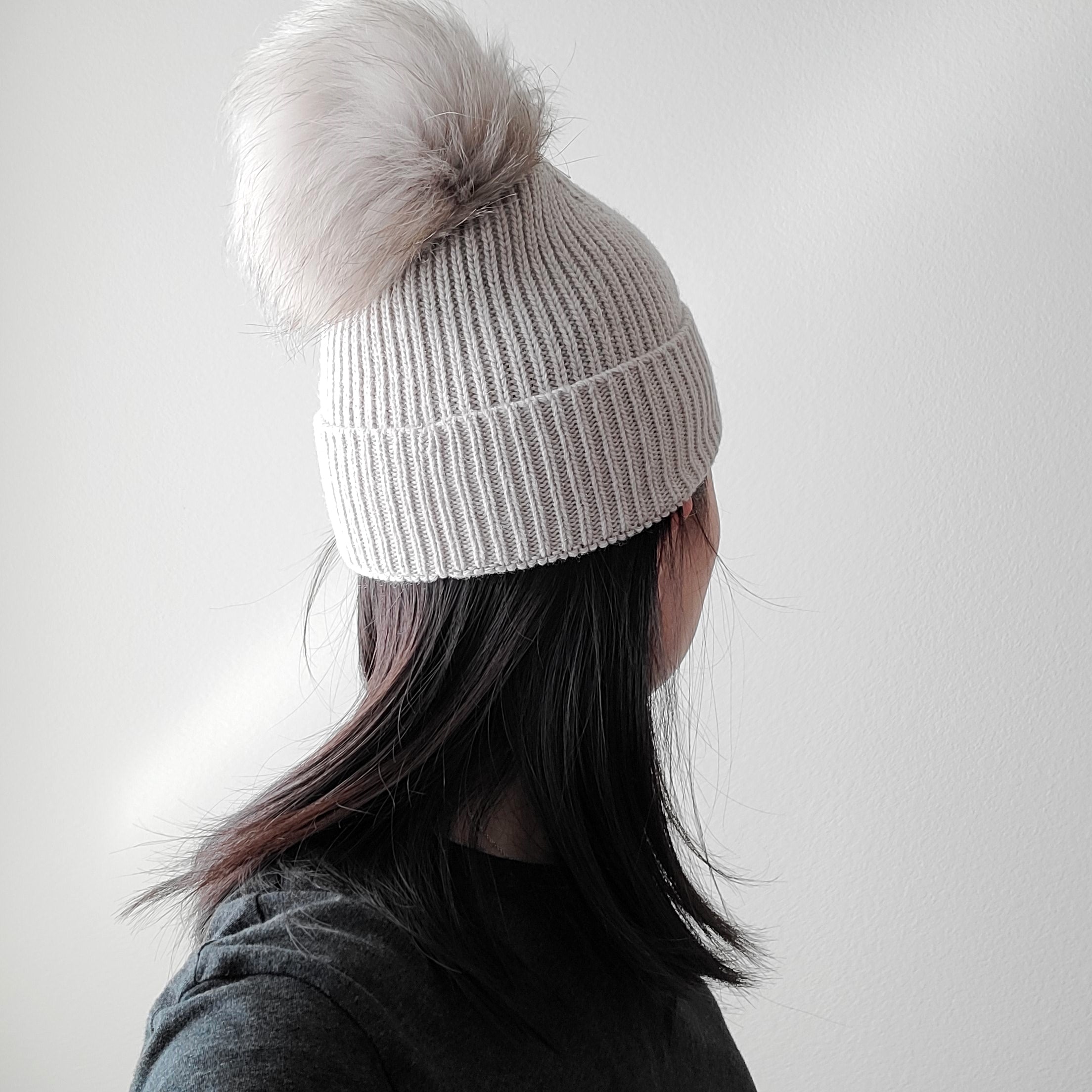 Italy made classic Knit pom pom beanie hat