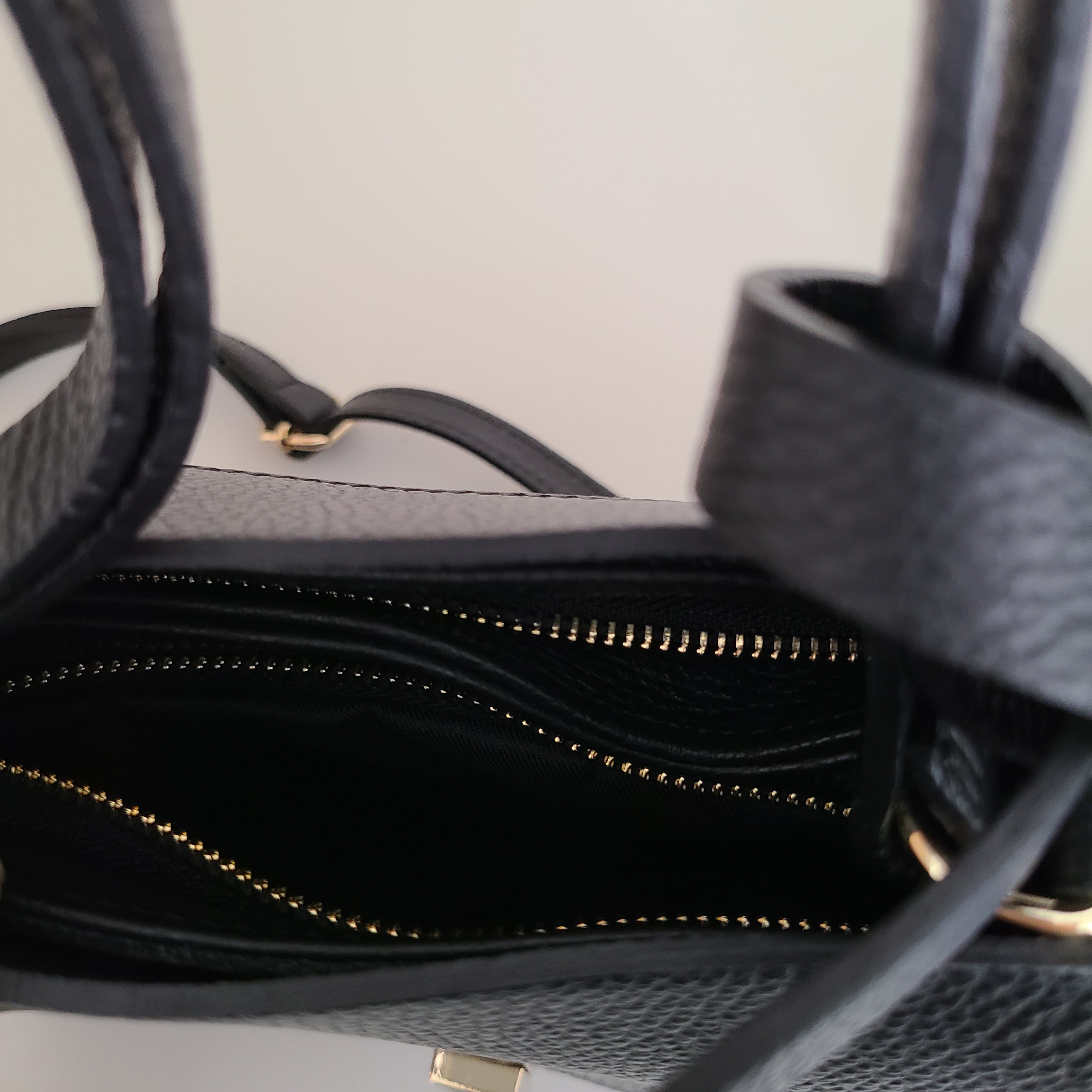 Iminglobal Italy Leather Shoulder cross flap Marco tote bag