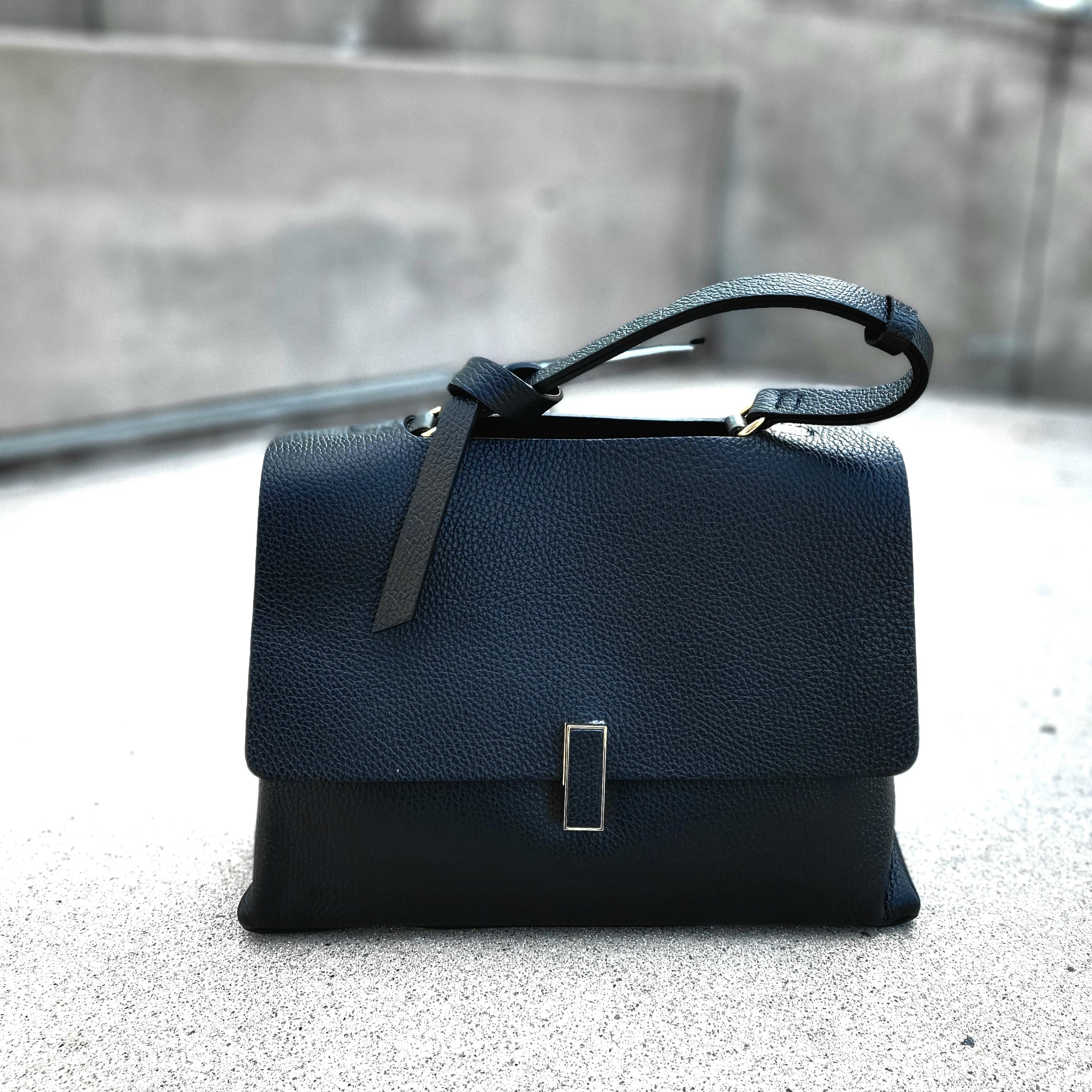 Iminglobal Italy Leather Shoulder cross flap Marco tote bag