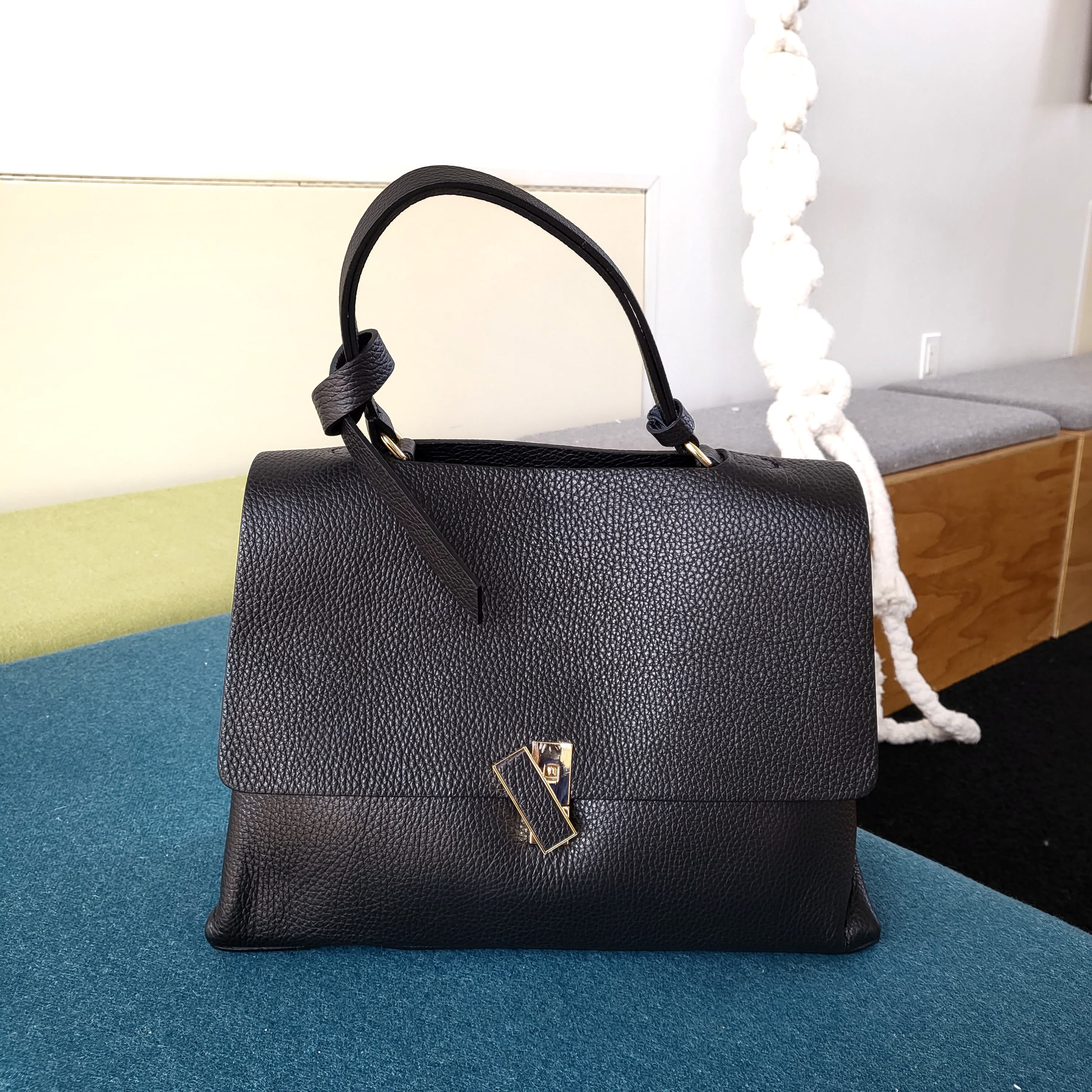 Iminglobal Italy Leather Shoulder cross flap Marco tote bag