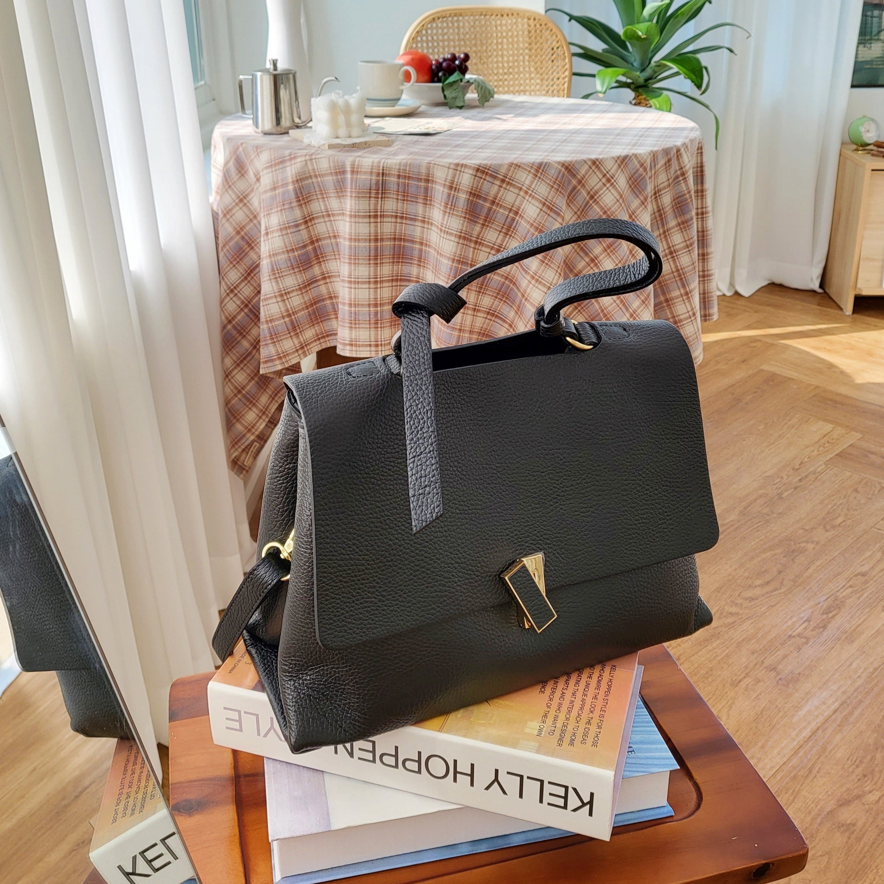 Iminglobal Italy Leather Shoulder cross flap Marco tote bag