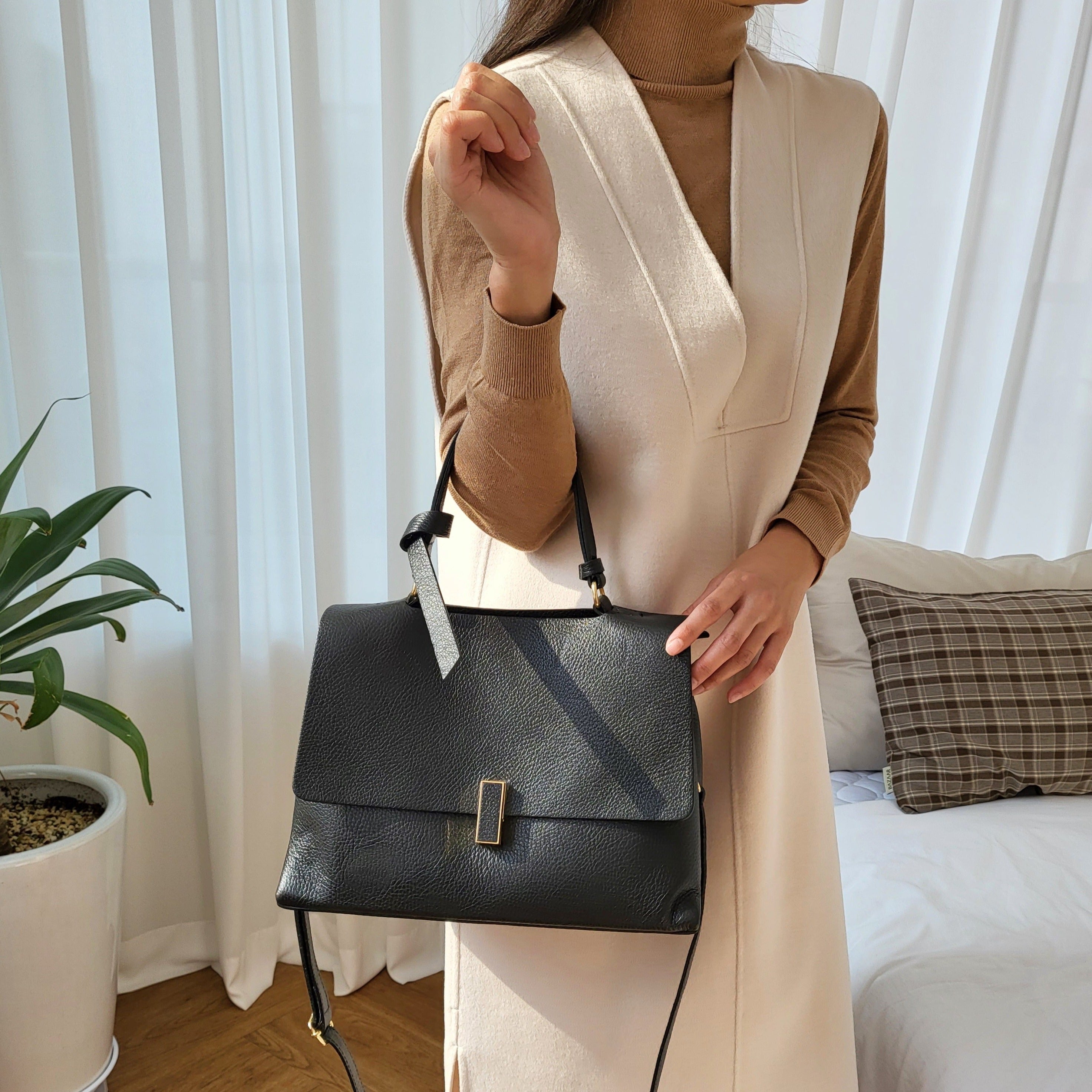 Iminglobal Italy Leather Shoulder cross flap Marco tote bag