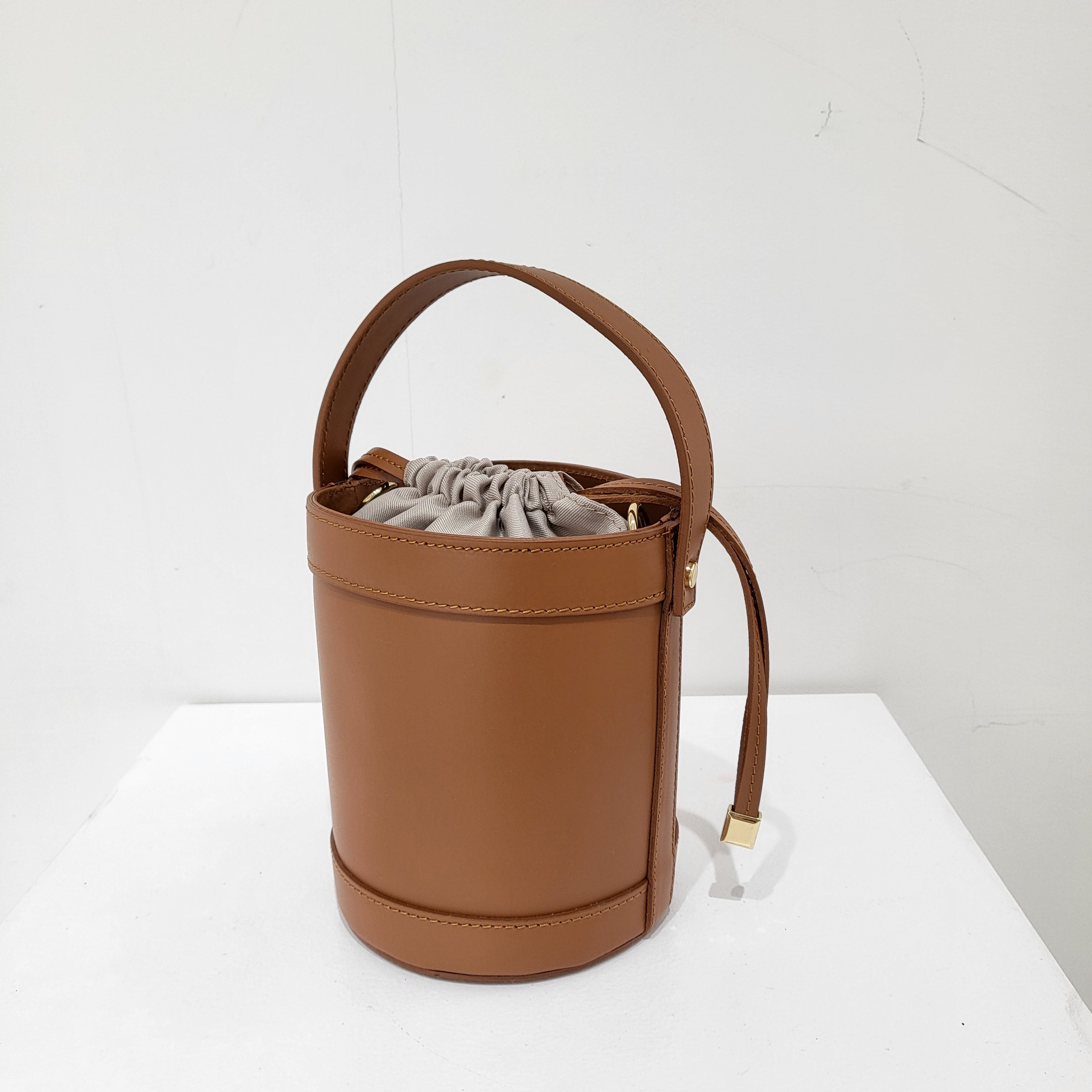 Iminglobal Viola Italian leather Bucket tote crossbody bag